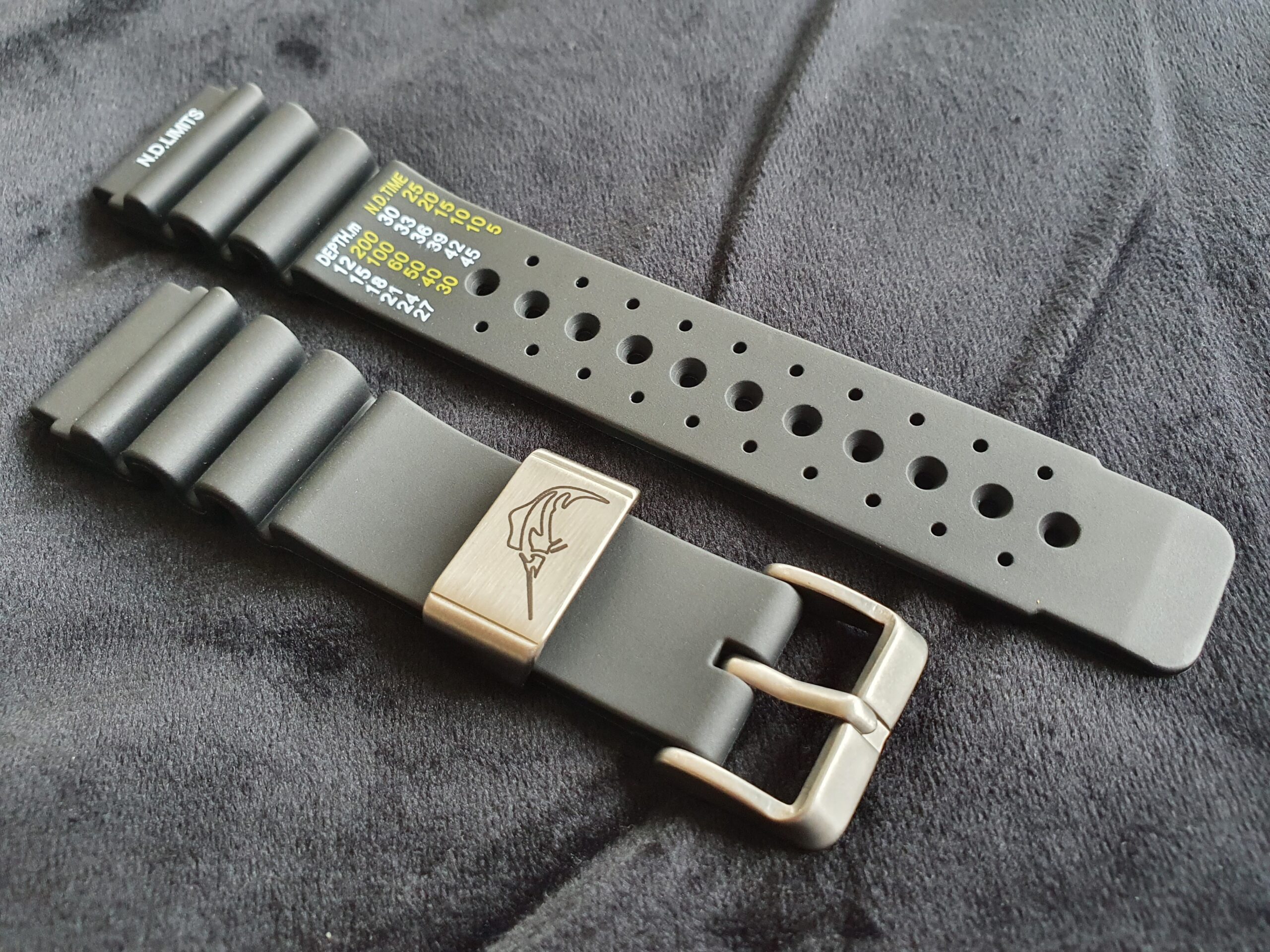 N.D.Limits_watchband_22mm_for_Casio_Duro_MDV_106